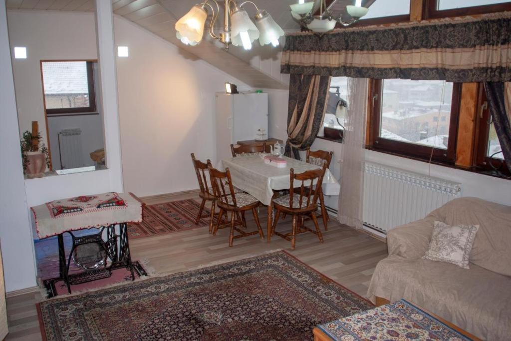 Guest House Fena Szarajevó Kültér fotó
